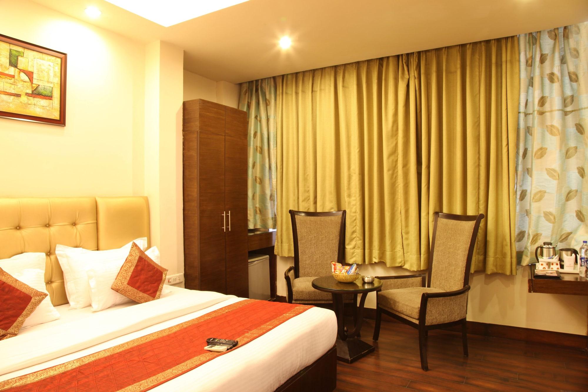 Rupam Hotel Делхи Екстериор снимка