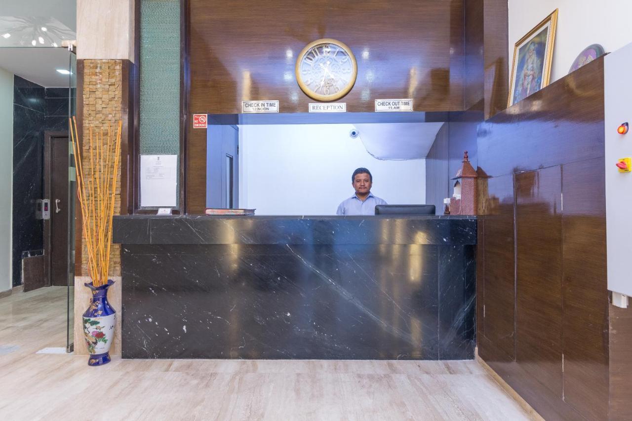 Rupam Hotel Делхи Екстериор снимка