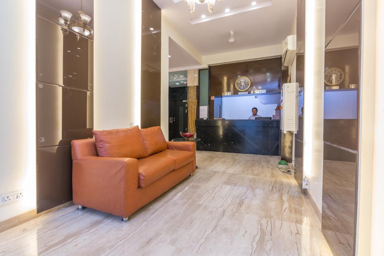 Rupam Hotel Делхи Екстериор снимка